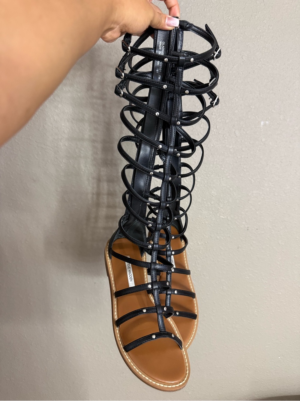 Women's Gladius Knee-High Strappy Round Toe Gladiator Sandals